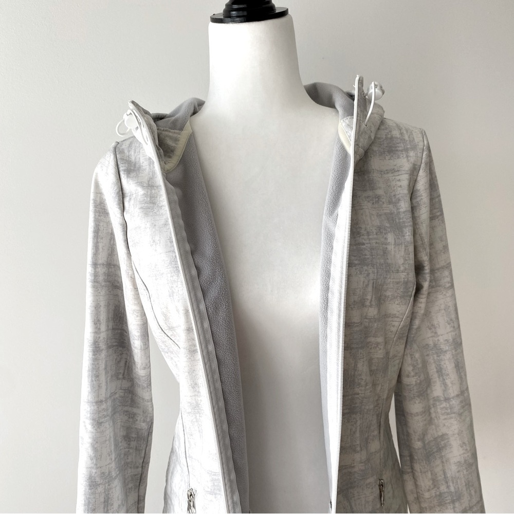 Y2K Rain Jacket - Picture 9 of 12